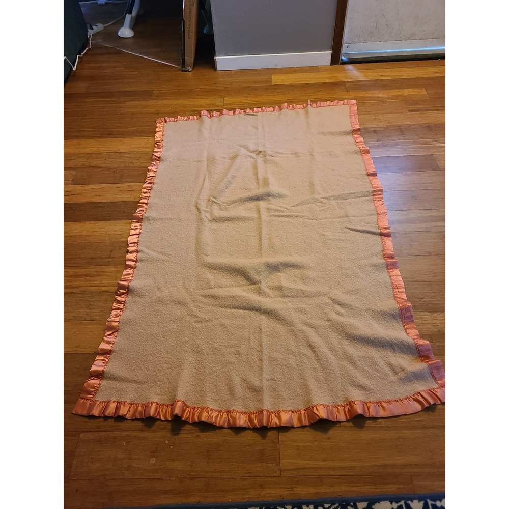 Vintage Blanket With Satin Trim No Tags No Brand.  Size Twin